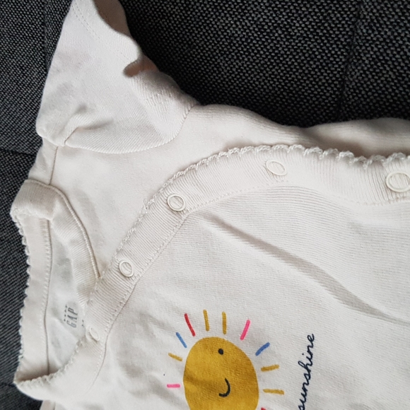 Baby Gap Wrap-Style Bodysuit - Picture 3 of 3